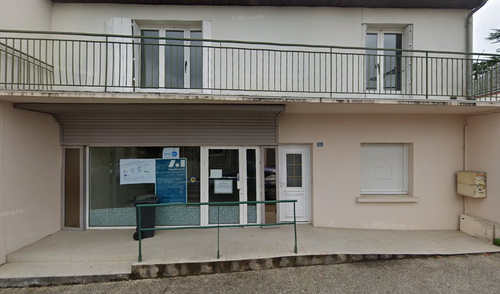 Retrouvez toutes les informations de contacts et horaires d&rsquo;ouverture pour La Poste Relais ST ETIENNE DU BOIS situé à St etienne du bois dans le département Vendée (85). Pour effectuer envoyer vos colis (colissimo, chronopost, suivi colis), une gestion bancaire [&hellip;]