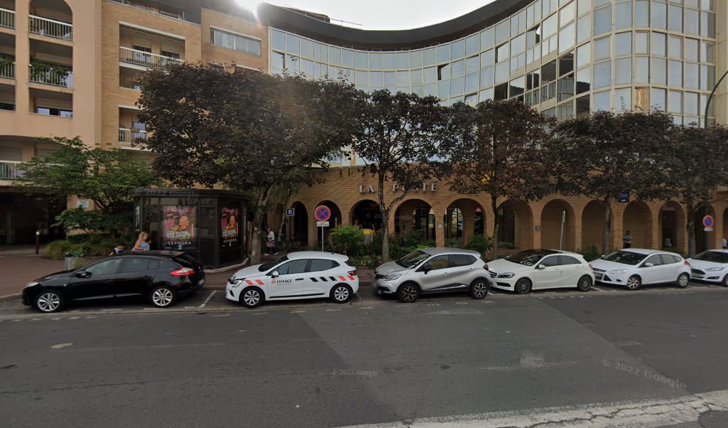 Retrouvez toutes les informations de contacts et horaires d&rsquo;ouverture pour La Poste CACHAN PRINCIPAL situé à Cachan dans le département Val-de-Marne (94). Pour effectuer envoyer vos colis (colissimo, chronopost, suivi colis), une gestion bancaire (banque postal, French Bank), votre courrier [&hellip;]