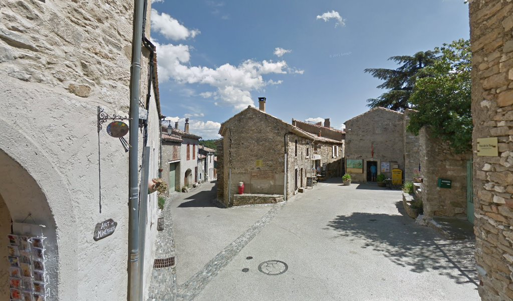 Retrouvez toutes les informations de contacts et horaires d&rsquo;ouverture pour La Poste Agence Communale MINERVE Mairie situé à Minerve dans le département Hérault (34). Pour effectuer envoyer vos colis (colissimo, chronopost, suivi colis), une gestion bancaire (banque postal, French Bank), [&hellip;]