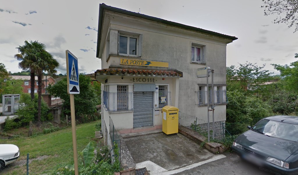 Retrouvez toutes les informations de contacts et horaires d&rsquo;ouverture pour La Poste Agence Communale ESCOSSE Mairie situé à Escosse dans le département Ariège (09). Pour effectuer envoyer vos colis (colissimo, chronopost, suivi colis), une gestion bancaire (banque postal, French Bank), [&hellip;]
