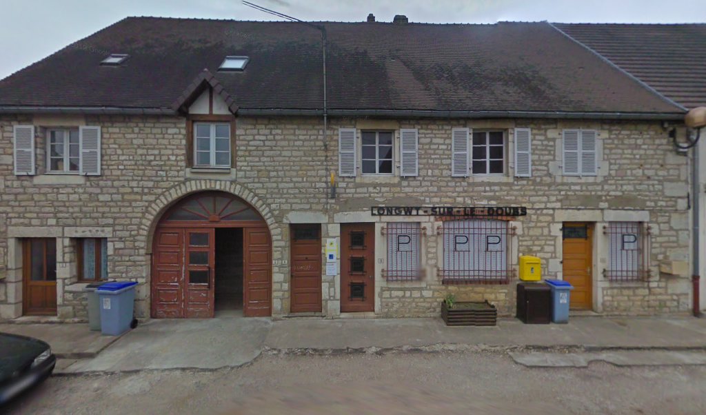 Retrouvez toutes les informations de contacts et horaires d&rsquo;ouverture pour La Poste Agence Communale LONGWY SUR LE DOUBS Mairie situé à Longwy sur le doubs dans le département Jura (39). Pour effectuer envoyer vos colis (colissimo, chronopost, suivi colis), une [&hellip;]