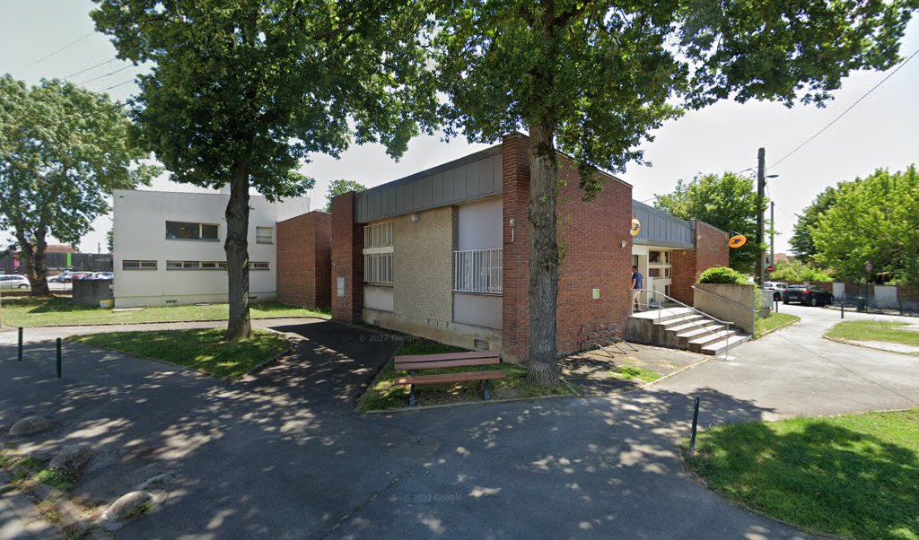 Retrouvez toutes les informations de contacts et horaires d&rsquo;ouverture pour La Poste OZOIR LA FERRIERE situé à Ozoir la ferriere dans le département Seine-et-Marne (77). Pour effectuer envoyer vos colis (colissimo, chronopost, suivi colis), une gestion bancaire (banque postal, French [&hellip;]