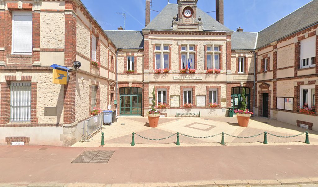 Retrouvez toutes les informations de contacts et horaires d&rsquo;ouverture pour La Poste SAINVILLE situé à Sainville dans le département Eure-et-Loir (28). Pour effectuer envoyer vos colis (colissimo, chronopost, suivi colis), une gestion bancaire (banque postal, French Bank), votre courrier (suivi [&hellip;]