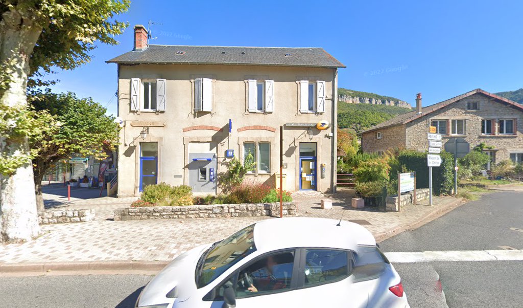 Retrouvez toutes les informations de contacts et horaires d&rsquo;ouverture pour La Poste AGUESSAC situé à Aguessac dans le département Aveyron (12). Pour effectuer envoyer vos colis (colissimo, chronopost, suivi colis), une gestion bancaire (banque postal, French Bank), votre courrier (suivi [&hellip;]
