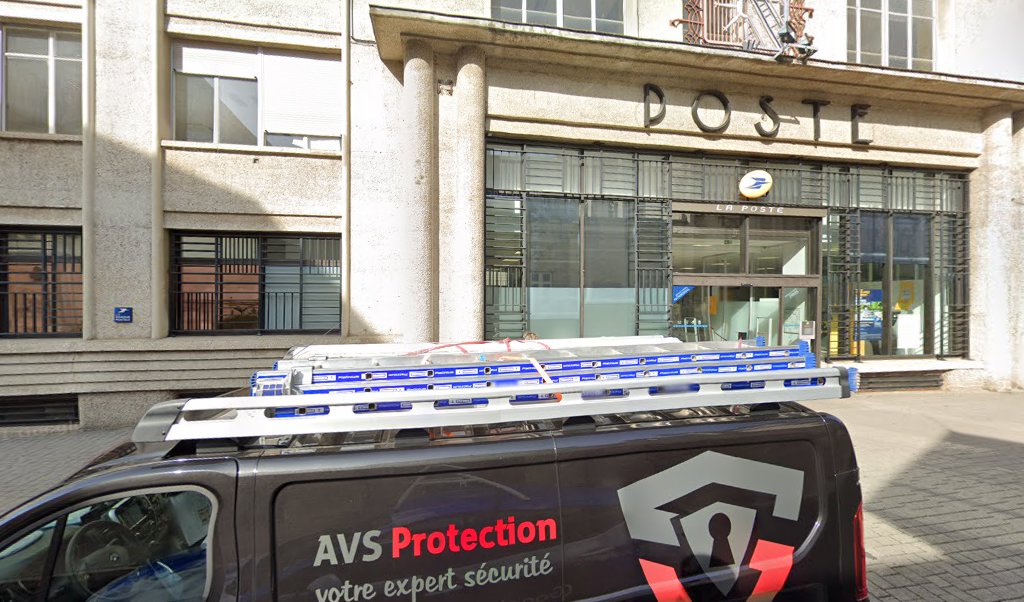 Retrouvez toutes les informations de contacts et horaires d&rsquo;ouverture pour La Poste CHAUMONT SAINT SAENS situé à Chaumont dans le département Haute-Marne (52). Pour effectuer envoyer vos colis (colissimo, chronopost, suivi colis), une gestion bancaire (banque postal, French Bank), votre [&hellip;]