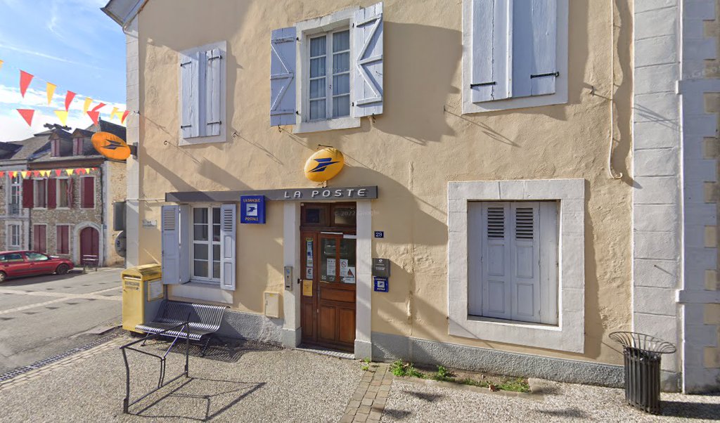 Retrouvez toutes les informations de contacts et horaires d&rsquo;ouverture pour La Poste LASSEUBE situé à Lasseube dans le département Pyrénées Atlantiques (64). Pour effectuer envoyer vos colis (colissimo, chronopost, suivi colis), une gestion bancaire (banque postal, French Bank), votre courrier [&hellip;]
