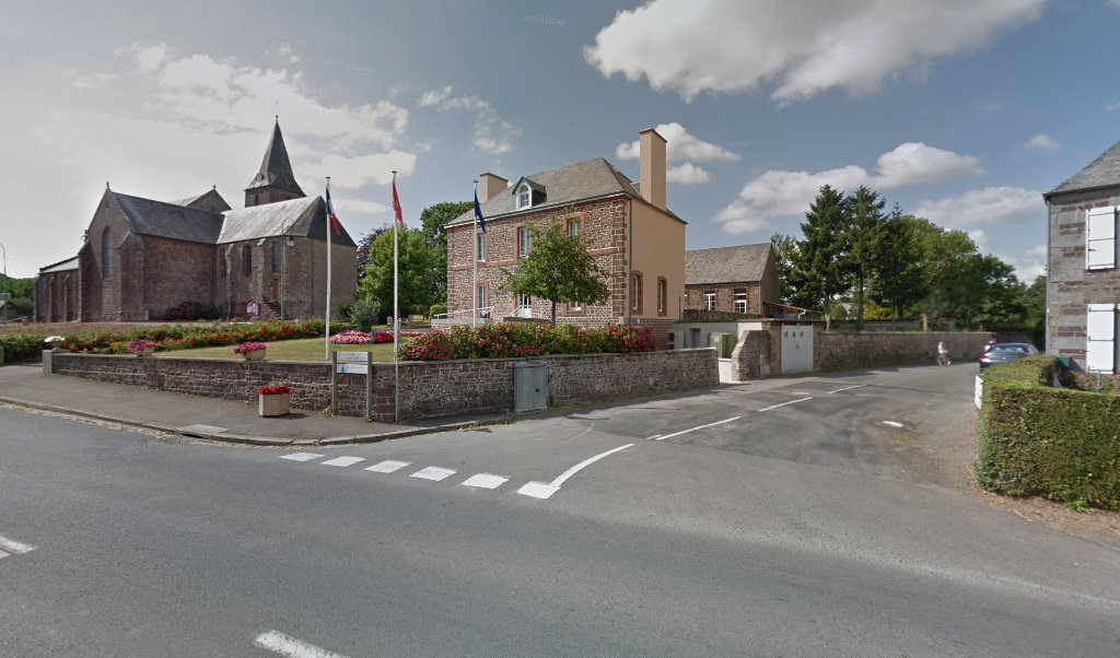 Retrouvez toutes les informations de contacts et horaires d&rsquo;ouverture pour La Poste Agence Communale ST DENIS LE GAST Mairie situé à St denis le gast dans le département Manche (50). Pour effectuer envoyer vos colis (colissimo, chronopost, suivi colis), une [&hellip;]