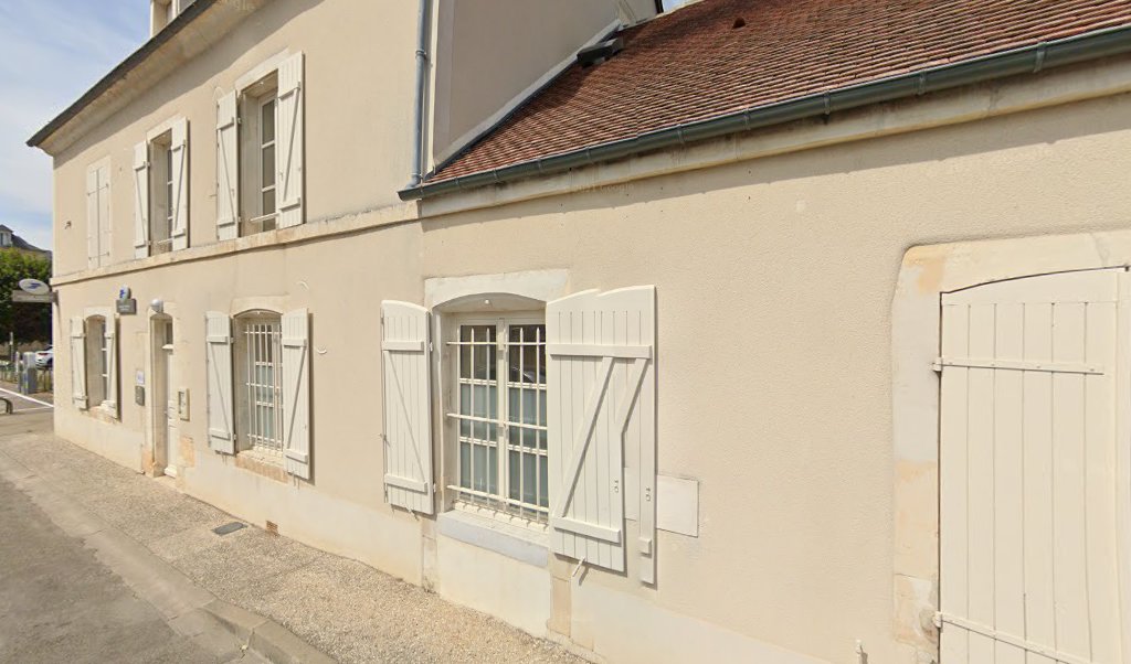 Retrouvez toutes les informations de contacts et horaires d&rsquo;ouverture pour La Poste Agence Communale TANLAY Mairie situé à Tanlay dans le département Yonne (89). Pour effectuer envoyer vos colis (colissimo, chronopost, suivi colis), une gestion bancaire (banque postal, French Bank), [&hellip;]