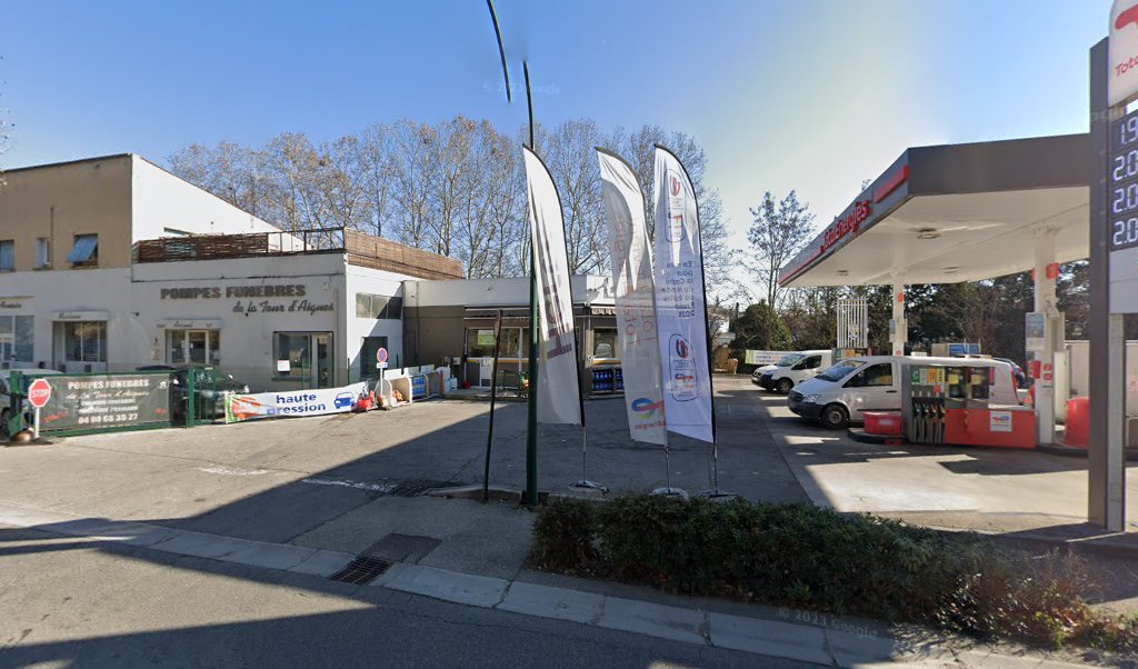 Retrouvez toutes les informations de contacts et horaires d&rsquo;ouverture pour Relais Pickup STATION TOTAL situé à La tour d aigues dans le département Vaucluse (84). Pour effectuer envoyer vos colis (colissimo, chronopost, suivi colis), une gestion bancaire (banque postal, French [&hellip;]