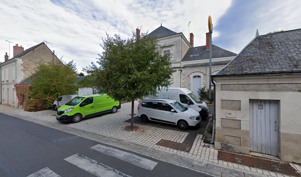 Retrouvez toutes les informations de contacts et horaires d&rsquo;ouverture pour La Poste GENILLE situé à Genille dans le département Indre-et-Loire (37). Pour effectuer envoyer vos colis (colissimo, chronopost, suivi colis), une gestion bancaire (banque postal, French Bank), votre courrier (suivi [&hellip;]