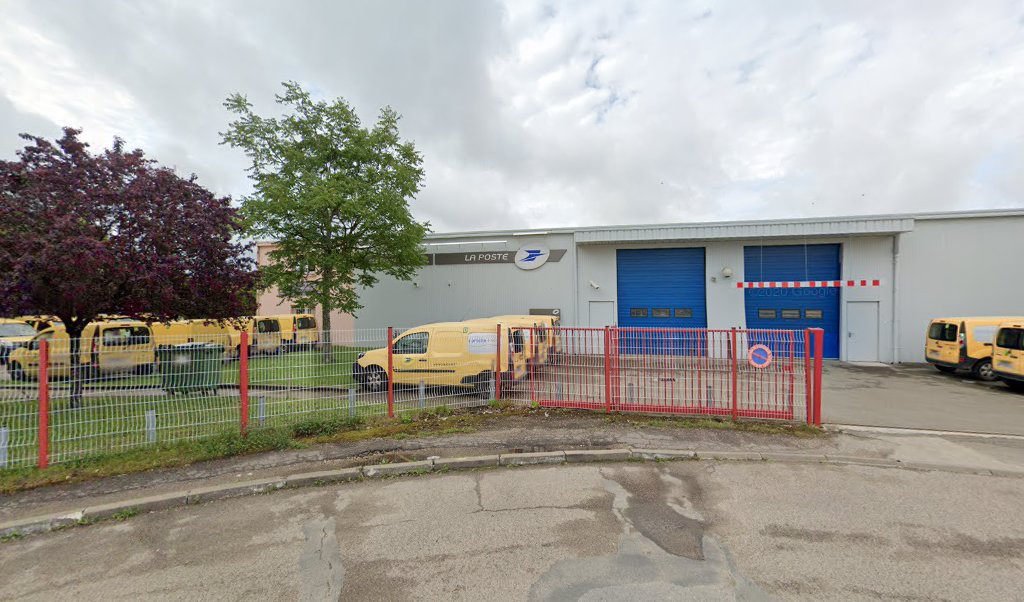 Retrouvez toutes les informations de contacts et horaires d&rsquo;ouverture pour La Poste Espace Clients Pro LE PERRAY EN YVELINES PDC1 situé à Le perray en yvelines dans le département Yvelines (78). Pour effectuer envoyer vos colis (colissimo, chronopost, suivi colis), [&hellip;]