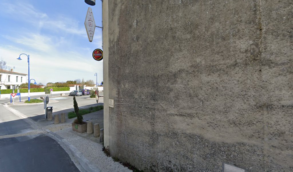 Retrouvez toutes les informations de contacts et horaires d&rsquo;ouverture pour Relais Pickup CHATRESSAC CAFE situé à Chaillevette dans le département Charente-Maritime (17). Pour effectuer envoyer vos colis (colissimo, chronopost, suivi colis), une gestion bancaire (banque postal, French Bank), votre courrier [&hellip;]