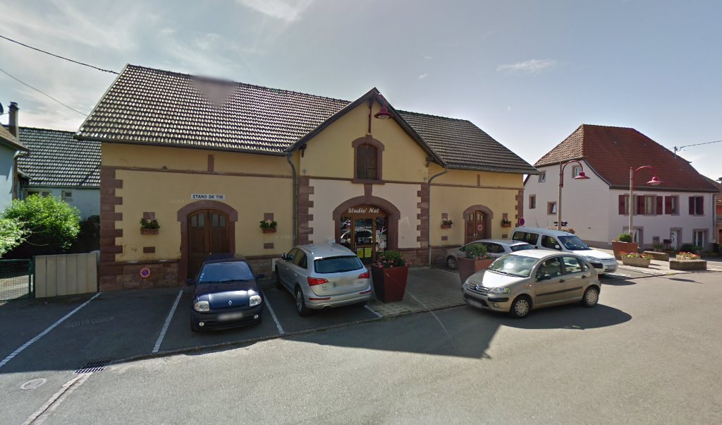 Retrouvez toutes les informations de contacts et horaires d&rsquo;ouverture pour La Poste Agence Communale ORSCHWIHR Mairie situé à Orschwihr dans le département Haut-Rhin (68). Pour effectuer envoyer vos colis (colissimo, chronopost, suivi colis), une gestion bancaire (banque postal, French Bank), [&hellip;]