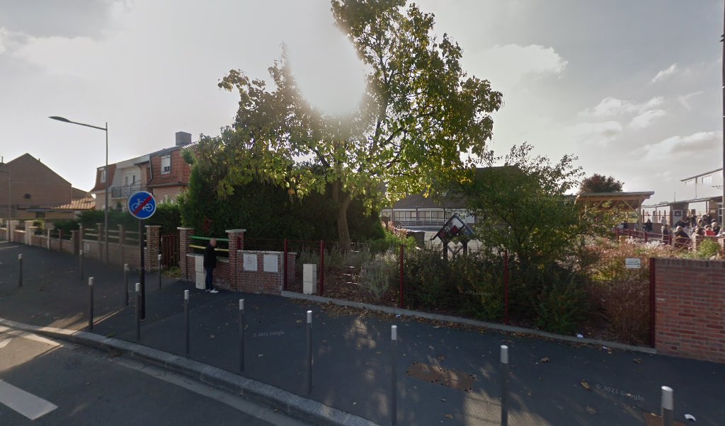 Retrouvez toutes les informations de contacts et horaires d&rsquo;ouverture pour Relais Pickup BAR A QUI situé à Ecaillon dans le département Nord (59). Pour effectuer envoyer vos colis (colissimo, chronopost, suivi colis), une gestion bancaire (banque postal, French Bank), votre [&hellip;]