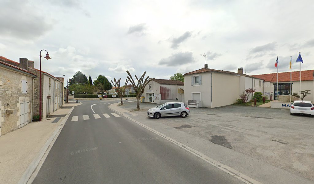 Retrouvez toutes les informations de contacts et horaires d&rsquo;ouverture pour La Poste Agence Communale BOUHET Mairie situé à Bouhet dans le département Charente-Maritime (17). Pour effectuer envoyer vos colis (colissimo, chronopost, suivi colis), une gestion bancaire (banque postal, French Bank), [&hellip;]