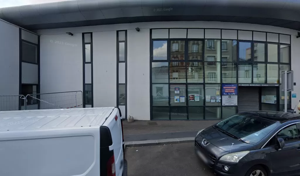 Retrouvez toutes les informations de contacts et horaires d&rsquo;ouverture pour La Poste LE HAVRE BRINDEAU situé à Le havre dans le département Seine-Maritime (76). Pour effectuer envoyer vos colis (colissimo, chronopost, suivi colis), une gestion bancaire (banque postal, French Bank), [&hellip;]