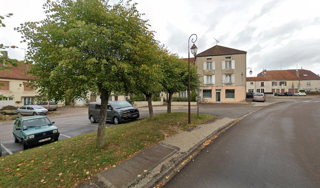 Retrouvez toutes les informations de contacts et horaires d&rsquo;ouverture pour La Poste Agence Communale NEUILLY L EVEQUE Mairie situé à Neuilly l eveque dans le département Haute-Marne (52). Pour effectuer envoyer vos colis (colissimo, chronopost, suivi colis), une gestion bancaire [&hellip;]