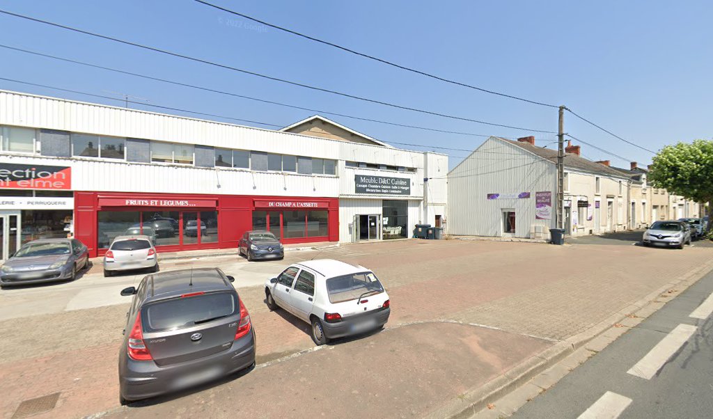 Retrouvez toutes les informations de contacts et horaires d&rsquo;ouverture pour La Poste CHATEAUROUX BEAULIEU situé à Chateauroux dans le département Indre (36). Pour effectuer envoyer vos colis (colissimo, chronopost, suivi colis), une gestion bancaire (banque postal, French Bank), votre courrier [&hellip;]