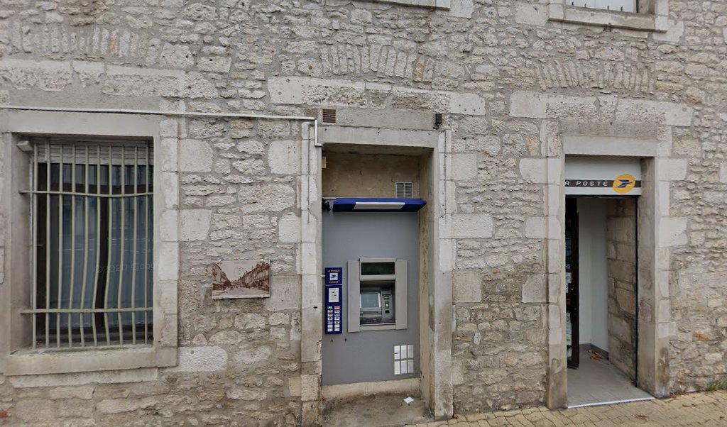 Retrouvez toutes les informations de contacts et horaires d&rsquo;ouverture pour La Poste Espace Clients Pro SOUILLAC PDC1 situé à Souillac dans le département Lot (46). Pour effectuer envoyer vos colis (colissimo, chronopost, suivi colis), une gestion bancaire (banque postal, French [&hellip;]
