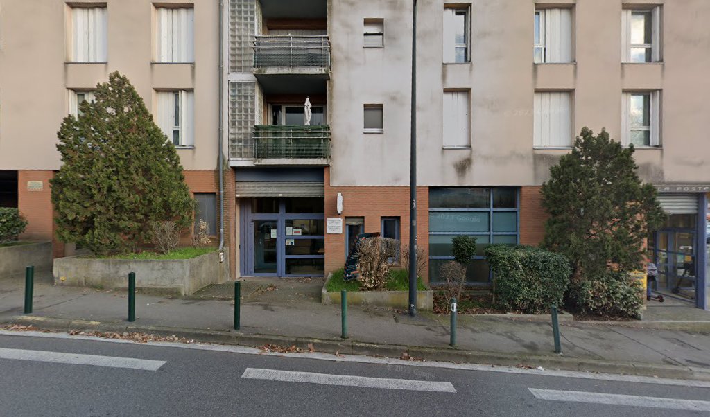 Retrouvez toutes les informations de contacts et horaires d&rsquo;ouverture pour La Poste TOULOUSE L ORMEAU situé à Toulouse dans le département Haute-Garonne (31). Pour effectuer envoyer vos colis (colissimo, chronopost, suivi colis), une gestion bancaire (banque postal, French Bank), votre [&hellip;]