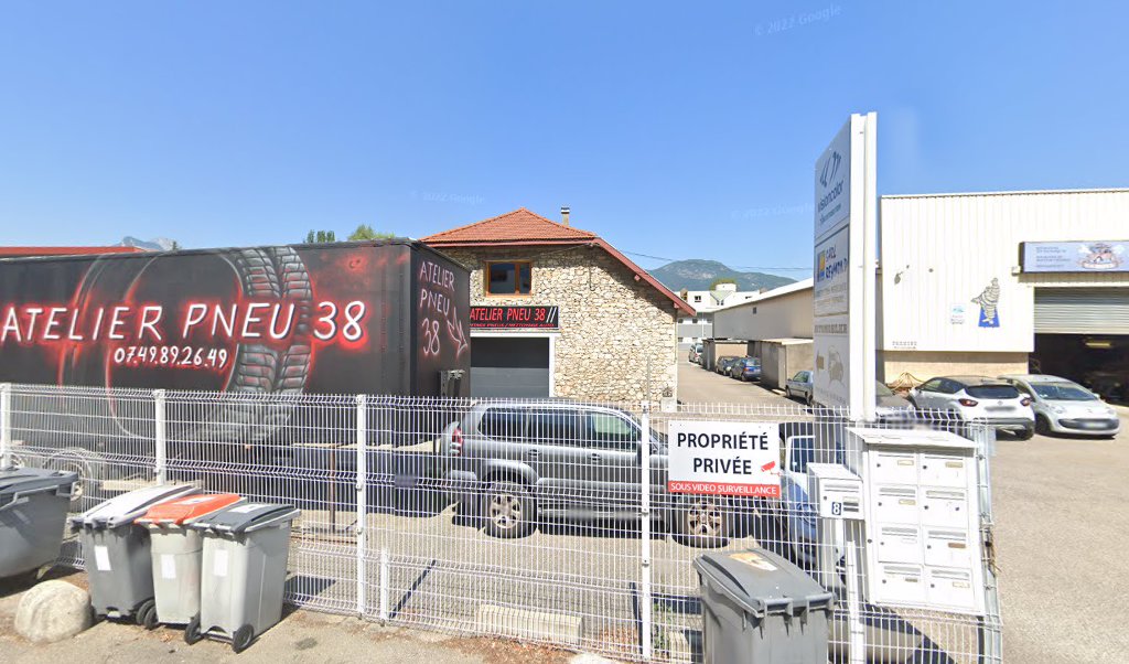 Retrouvez toutes les informations de contacts et horaires d&rsquo;ouverture pour Relais Pickup GARAGE DE LA POYA situé à Sassenage dans le département Isère (38). Pour effectuer envoyer vos colis (colissimo, chronopost, suivi colis), une gestion bancaire (banque postal, French Bank), [&hellip;]