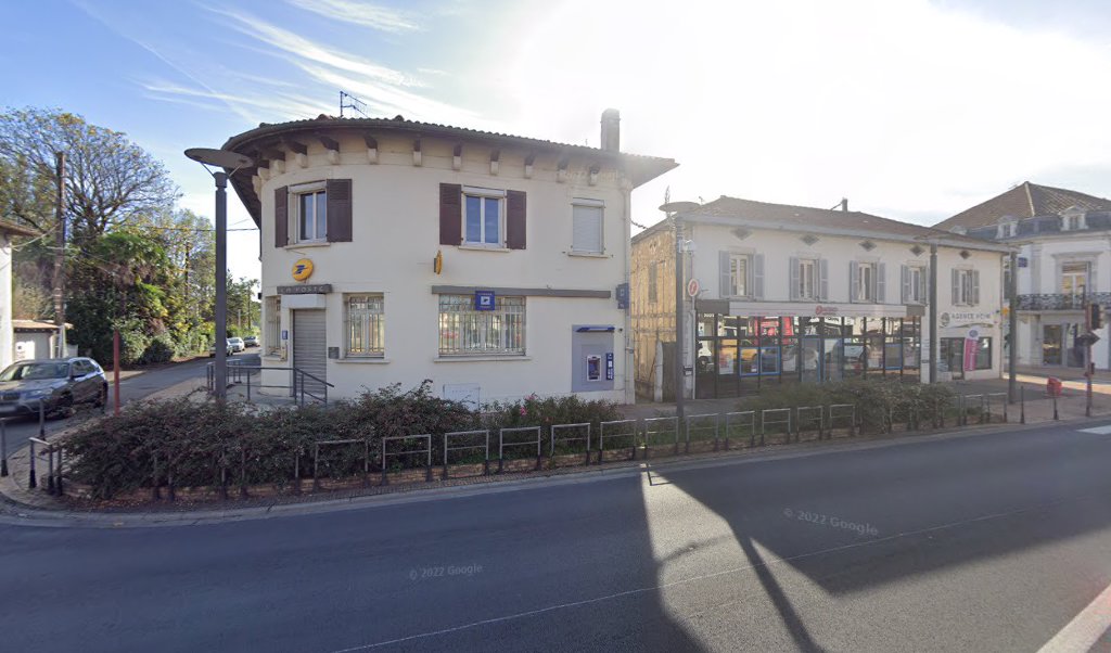 Retrouvez toutes les informations de contacts et horaires d&rsquo;ouverture pour La Poste SAINT VINCENT DE TYROSSE situé à St vincent de tyrosse dans le département Landes (40). Pour effectuer envoyer vos colis (colissimo, chronopost, suivi colis), une gestion bancaire (banque [&hellip;]