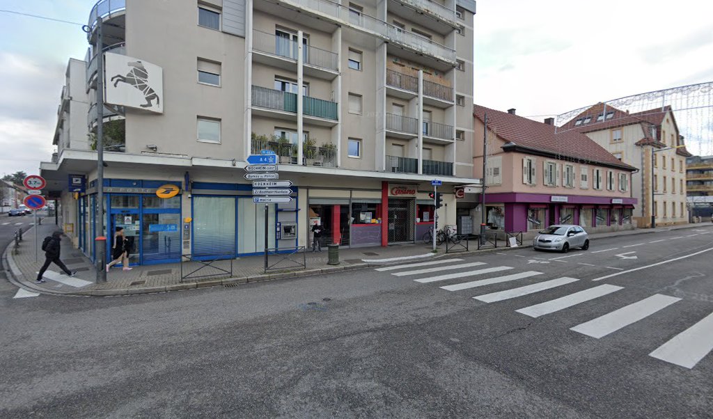 Retrouvez toutes les informations de contacts et horaires d&rsquo;ouverture pour La Poste BISCHHEIM CHEVAL BLANC situé à Bischheim dans le département Bas-Rhin (67). Pour effectuer envoyer vos colis (colissimo, chronopost, suivi colis), une gestion bancaire (banque postal, French Bank), votre [&hellip;]