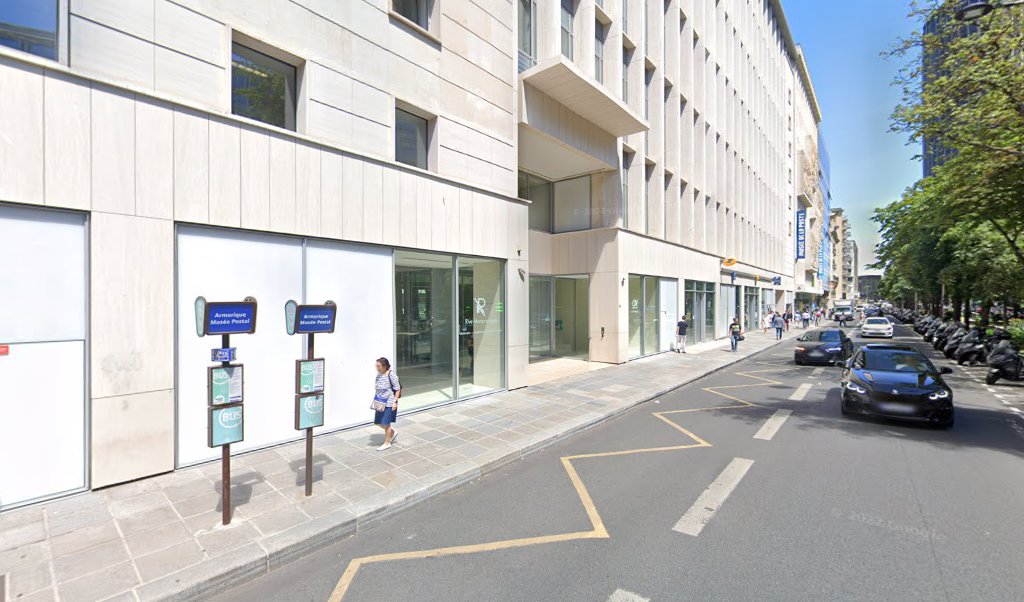 Retrouvez toutes les informations de contacts et horaires d&rsquo;ouverture pour La Poste PARIS BIENVENUE situé à Paris dans le département Paris (75). Pour effectuer envoyer vos colis (colissimo, chronopost, suivi colis), une gestion bancaire (banque postal, French Bank), votre courrier [&hellip;]