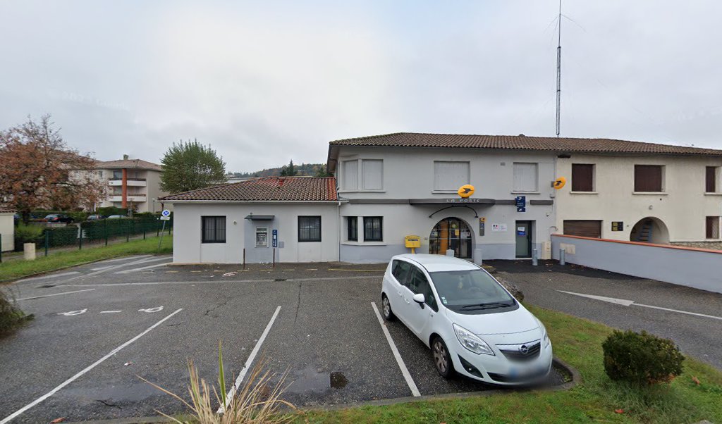 Retrouvez toutes les informations de contacts et horaires d&rsquo;ouverture pour La Poste AGEN LEON BLUM situé à Agen dans le département Lot-et-Garonne (47). Pour effectuer envoyer vos colis (colissimo, chronopost, suivi colis), une gestion bancaire (banque postal, French Bank), votre [&hellip;]