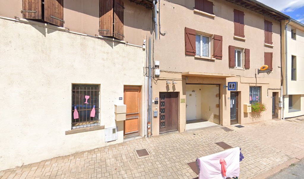 Retrouvez toutes les informations de contacts et horaires d&rsquo;ouverture pour La Poste Agence Communale TERNAND Mairie situé à Ternand dans le département Rhône (69). Pour effectuer envoyer vos colis (colissimo, chronopost, suivi colis), une gestion bancaire (banque postal, French Bank), [&hellip;]
