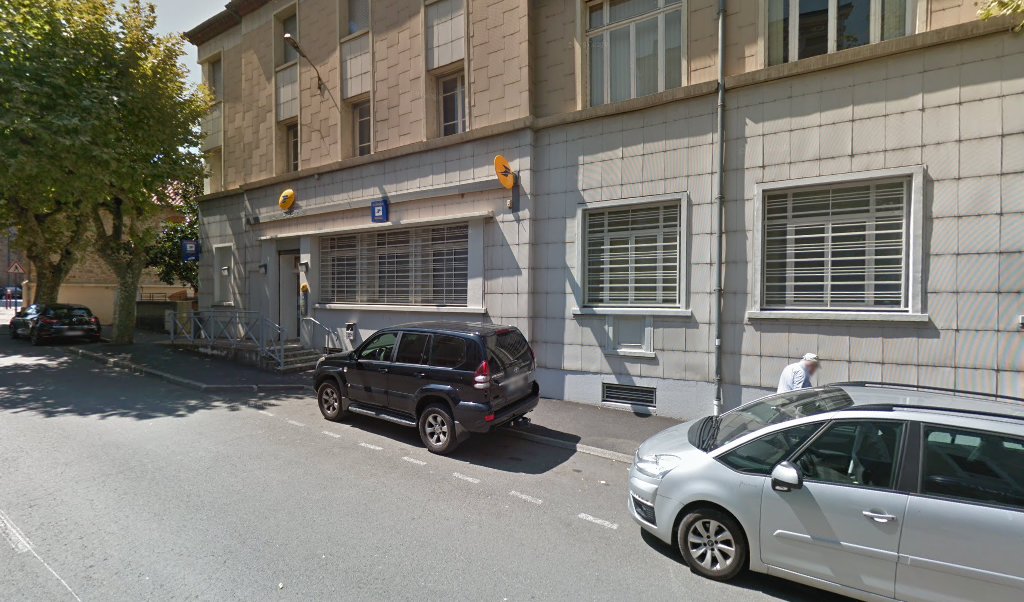 Retrouvez toutes les informations de contacts et horaires d&rsquo;ouverture pour La Poste DECAZEVILLE situé à Decazeville dans le département Aveyron (12). Pour effectuer envoyer vos colis (colissimo, chronopost, suivi colis), une gestion bancaire (banque postal, French Bank), votre courrier (suivi [&hellip;]