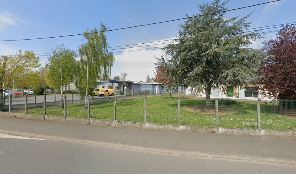 Retrouvez toutes les informations de contacts et horaires d&rsquo;ouverture pour La Poste Espace Clients Pro MONTFORT PDC1 situé à Montfort sur meu dans le département Ille-et-Vilaine (35). Pour effectuer envoyer vos colis (colissimo, chronopost, suivi colis), une gestion bancaire (banque [&hellip;]
