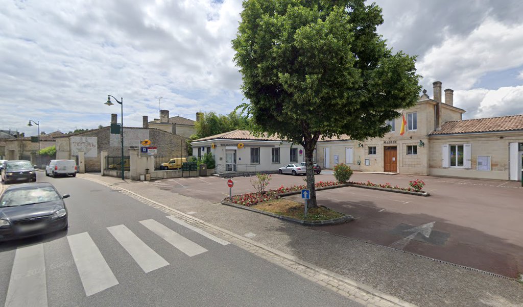 Retrouvez toutes les informations de contacts et horaires d&rsquo;ouverture pour La Poste MARGAUX situé à Margaux dans le département Gironde (33). Pour effectuer envoyer vos colis (colissimo, chronopost, suivi colis), une gestion bancaire (banque postal, French Bank), votre courrier (suivi [&hellip;]
