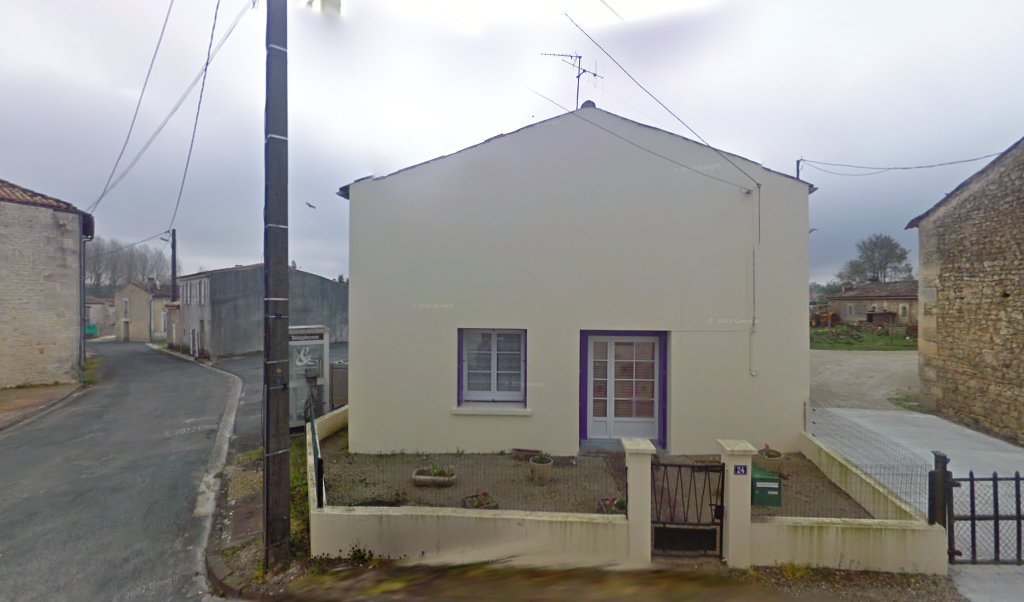 Retrouvez toutes les informations de contacts et horaires d&rsquo;ouverture pour La Poste Agence Communale MOSNAC Mairie situé à Mosnac dans le département Charente-Maritime (17). Pour effectuer envoyer vos colis (colissimo, chronopost, suivi colis), une gestion bancaire (banque postal, French Bank), [&hellip;]