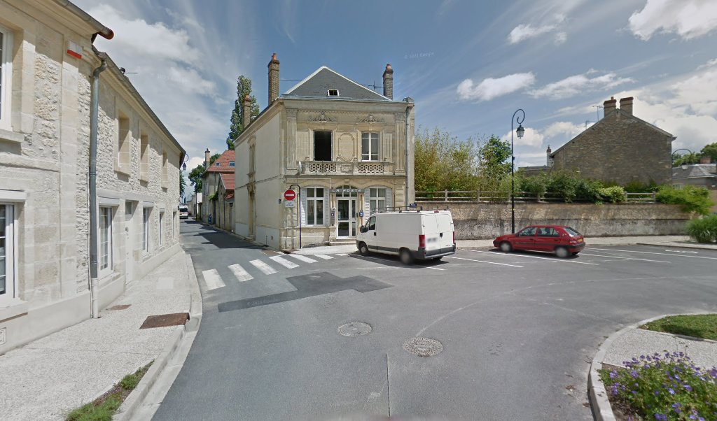 Retrouvez toutes les informations de contacts et horaires d&rsquo;ouverture pour La Poste HERMONVILLE situé à Hermonville dans le département Marne (51). Pour effectuer envoyer vos colis (colissimo, chronopost, suivi colis), une gestion bancaire (banque postal, French Bank), votre courrier (suivi [&hellip;]