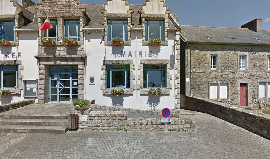 Retrouvez toutes les informations de contacts et horaires d&rsquo;ouverture pour La Poste Agence Communale LANDREVARZEC Mairie situé à Landrevarzec dans le département Finistère (29). Pour effectuer envoyer vos colis (colissimo, chronopost, suivi colis), une gestion bancaire (banque postal, French Bank), [&hellip;]