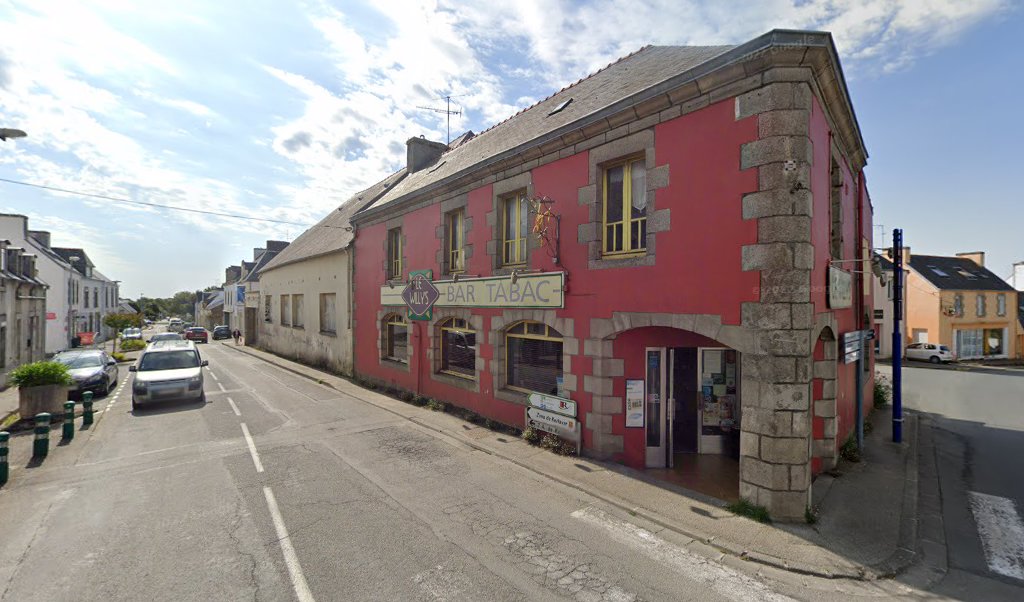 Retrouvez toutes les informations de contacts et horaires d&rsquo;ouverture pour Relais Pickup BAR TABAC LE WILLYS situé à Ploneour lanvern dans le département Finistère (29). Pour effectuer envoyer vos colis (colissimo, chronopost, suivi colis), une gestion bancaire (banque postal, French [&hellip;]