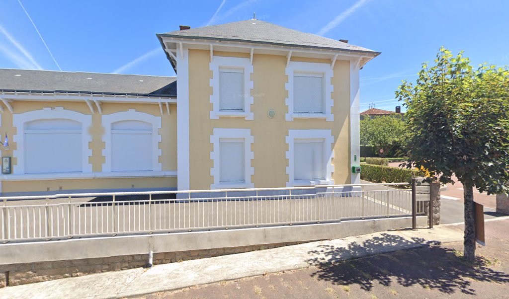 Retrouvez toutes les informations de contacts et horaires d&rsquo;ouverture pour La Poste Agence Communale ST MAURICE DES LIONS Mairie situé à St maurice des lions dans le département Charente (16). Pour effectuer envoyer vos colis (colissimo, chronopost, suivi colis), une [&hellip;]