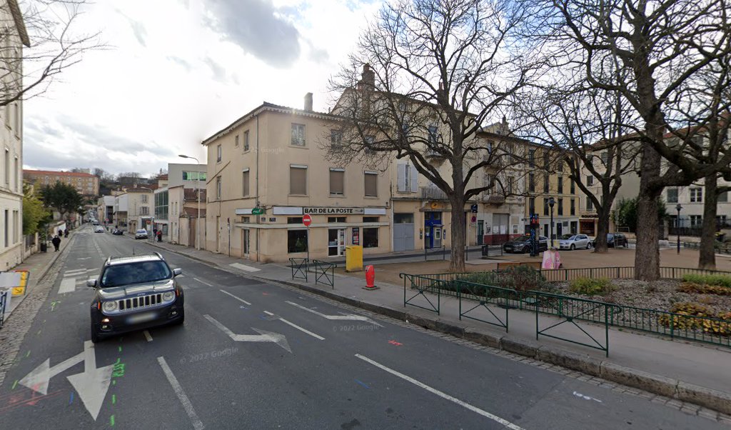Retrouvez toutes les informations de contacts et horaires d&rsquo;ouverture pour La Poste LYON ST JUST situé à Lyon dans le département Rhône (69). Pour effectuer envoyer vos colis (colissimo, chronopost, suivi colis), une gestion bancaire (banque postal, French Bank), votre [&hellip;]