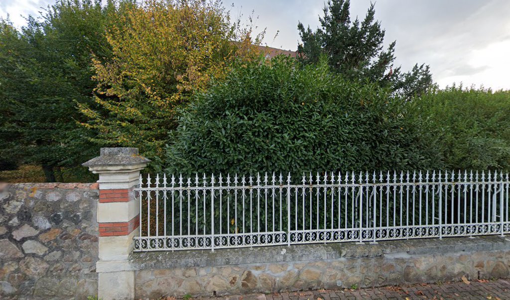 Retrouvez toutes les informations de contacts et horaires d&rsquo;ouverture pour La Poste Agence Communale FONTANNES Mairie situé à Fontannes dans le département Haute-Loire (43). Pour effectuer envoyer vos colis (colissimo, chronopost, suivi colis), une gestion bancaire (banque postal, French Bank), [&hellip;]
