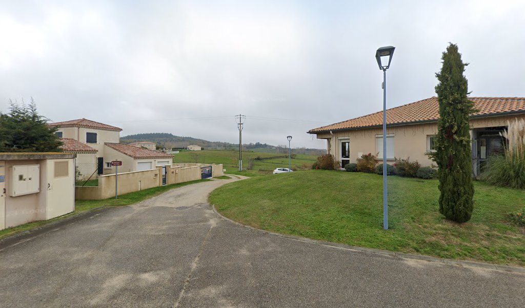 Retrouvez toutes les informations de contacts et horaires d&rsquo;ouverture pour La Poste Agence Communale ETABLES Mairie situé à Etables dans le département Ardèche (07). Pour effectuer envoyer vos colis (colissimo, chronopost, suivi colis), une gestion bancaire (banque postal, French Bank), [&hellip;]