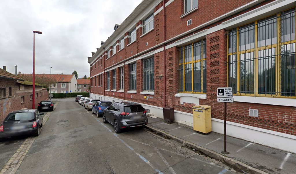 Retrouvez toutes les informations de contacts et horaires d&rsquo;ouverture pour La Poste PERONNE situé à Peronne dans le département Somme (80). Pour effectuer envoyer vos colis (colissimo, chronopost, suivi colis), une gestion bancaire (banque postal, French Bank), votre courrier (suivi [&hellip;]
