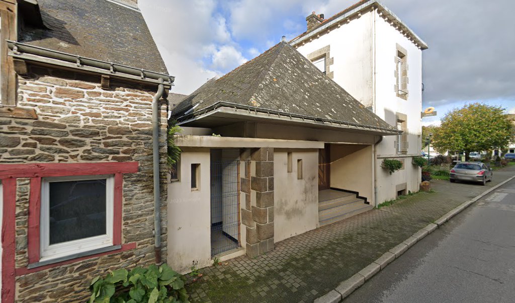 Retrouvez toutes les informations de contacts et horaires d&rsquo;ouverture pour La Poste Agence Communale LA CHEZE Mairie situé à La cheze dans le département Côtes d&rsquo;Armor (22). Pour effectuer envoyer vos colis (colissimo, chronopost, suivi colis), une gestion bancaire (banque [&hellip;]