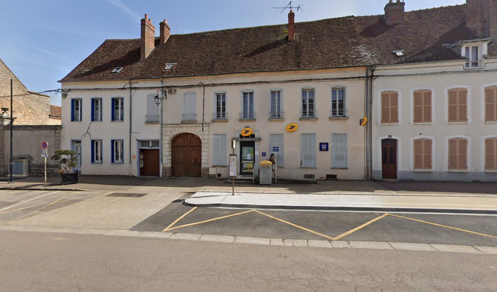 Retrouvez toutes les informations de contacts et horaires d&rsquo;ouverture pour La Poste VILLENEUVE SUR YONNE situé à Villeneuve sur yonne dans le département Yonne (89). Pour effectuer envoyer vos colis (colissimo, chronopost, suivi colis), une gestion bancaire (banque postal, French [&hellip;]