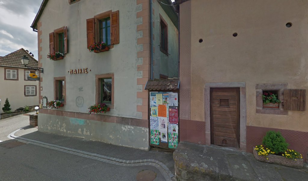 Retrouvez toutes les informations de contacts et horaires d&rsquo;ouverture pour La Poste Agence Communale THANNENKIRCH Mairie situé à Thannenkirch dans le département Haut-Rhin (68). Pour effectuer envoyer vos colis (colissimo, chronopost, suivi colis), une gestion bancaire (banque postal, French Bank), [&hellip;]
