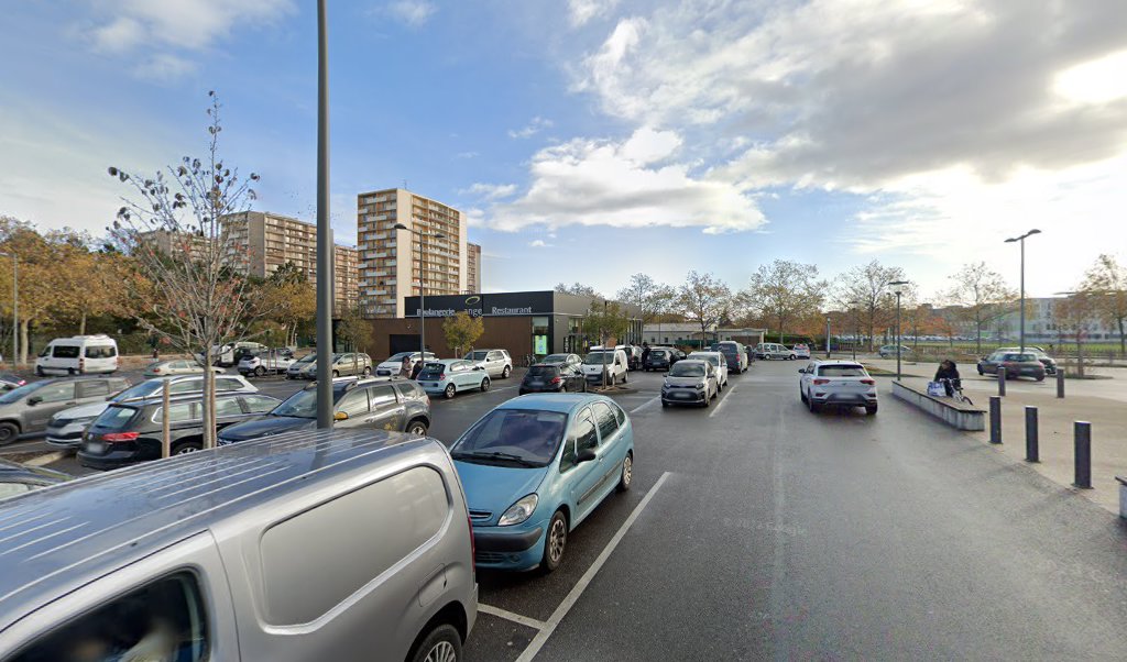 Retrouvez toutes les informations de contacts et horaires d&rsquo;ouverture pour La Poste COLMAR PASTEUR situé à Colmar dans le département Haut-Rhin (68). Pour effectuer envoyer vos colis (colissimo, chronopost, suivi colis), une gestion bancaire (banque postal, French Bank), votre courrier [&hellip;]