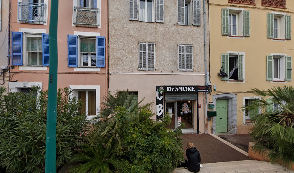 Retrouvez toutes les informations de contacts et horaires d&rsquo;ouverture pour Relais Pickup DR SMOKE situé à Le muy dans le département Var (83). Pour effectuer envoyer vos colis (colissimo, chronopost, suivi colis), une gestion bancaire (banque postal, French Bank), votre [&hellip;]