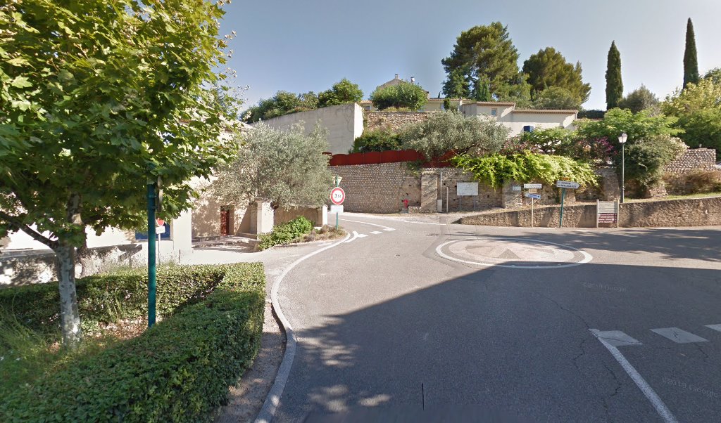 Retrouvez toutes les informations de contacts et horaires d&rsquo;ouverture pour La Poste CAIRANNE situé à Cairanne dans le département Vaucluse (84). Pour effectuer envoyer vos colis (colissimo, chronopost, suivi colis), une gestion bancaire (banque postal, French Bank), votre courrier (suivi [&hellip;]