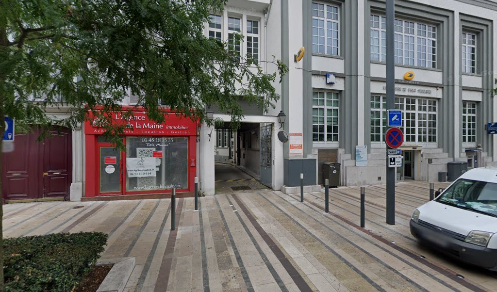 Retrouvez toutes les informations de contacts et horaires d&rsquo;ouverture pour La Poste CHARENTON LE PONT situé à Charenton le pont dans le département Val-de-Marne (94). Pour effectuer envoyer vos colis (colissimo, chronopost, suivi colis), une gestion bancaire (banque postal, French [&hellip;]