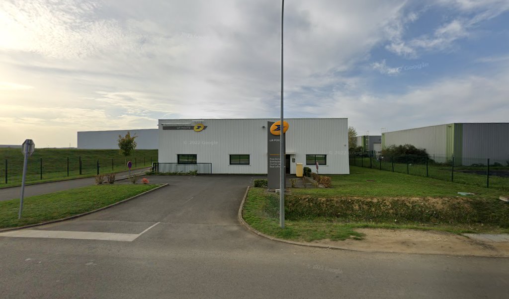 Retrouvez toutes les informations de contacts et horaires d&rsquo;ouverture pour Relais Pickup LA POSTE CARREPRO DOUE EN ANJOU situé à Doue en anjou dans le département Maine-et-Loire (49). Pour effectuer envoyer vos colis (colissimo, chronopost, suivi colis), une gestion bancaire [&hellip;]